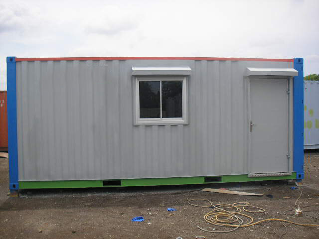 20′ ACCOMMODATION UNIT FOR SALE