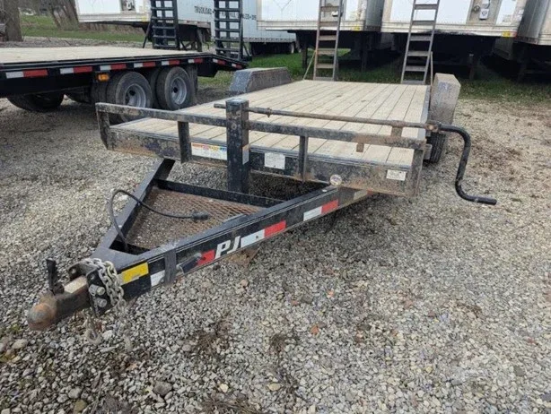 2019 PJ 18 ft Fixed Tandem Axle