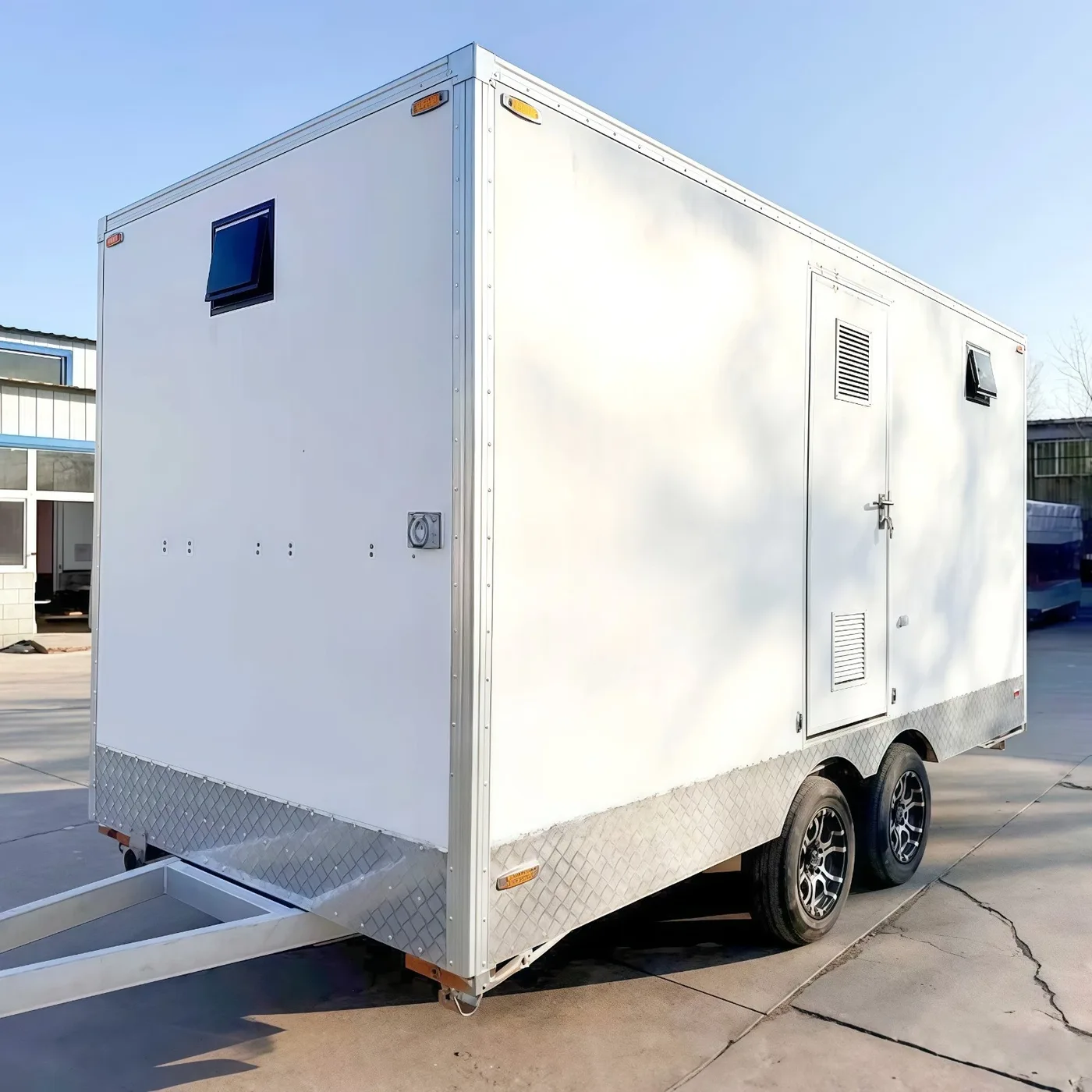 Luxury Mobile Bathroom Trailer Portable Restroom Trailer Mobile Toilet Trailer